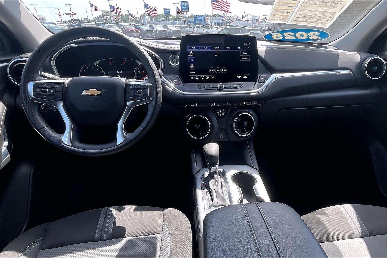 2025 Chevrolet Blazer 2LT