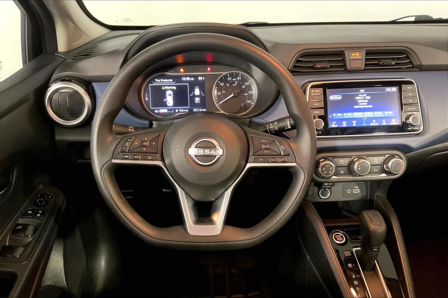 2025 Nissan Versa SV