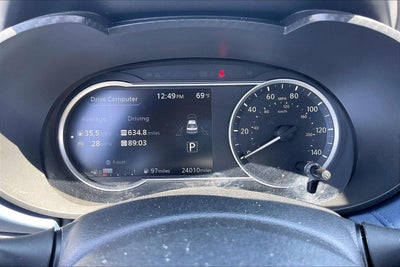 2025 Nissan Versa SV