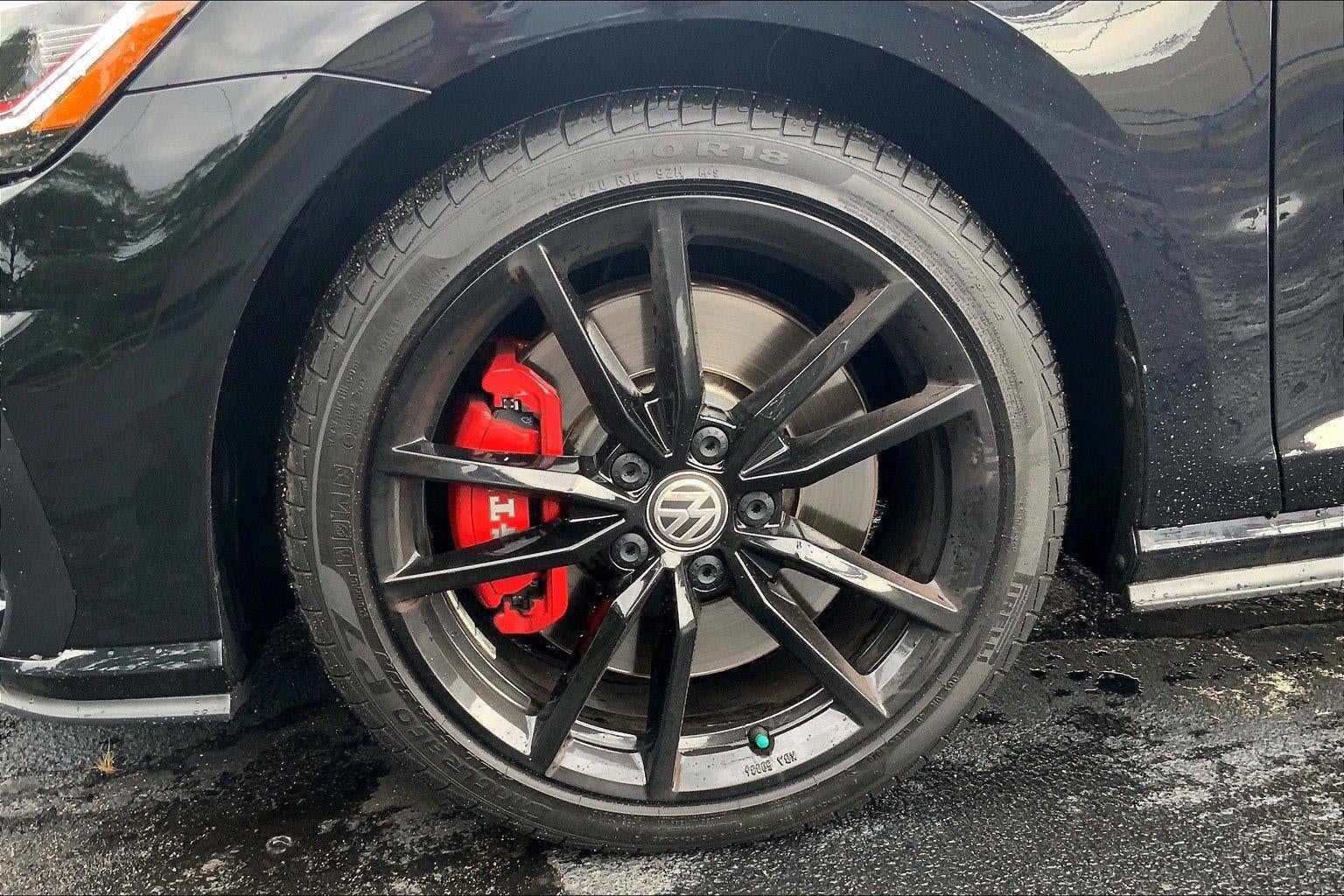 2021 Volkswagen Golf GTI S