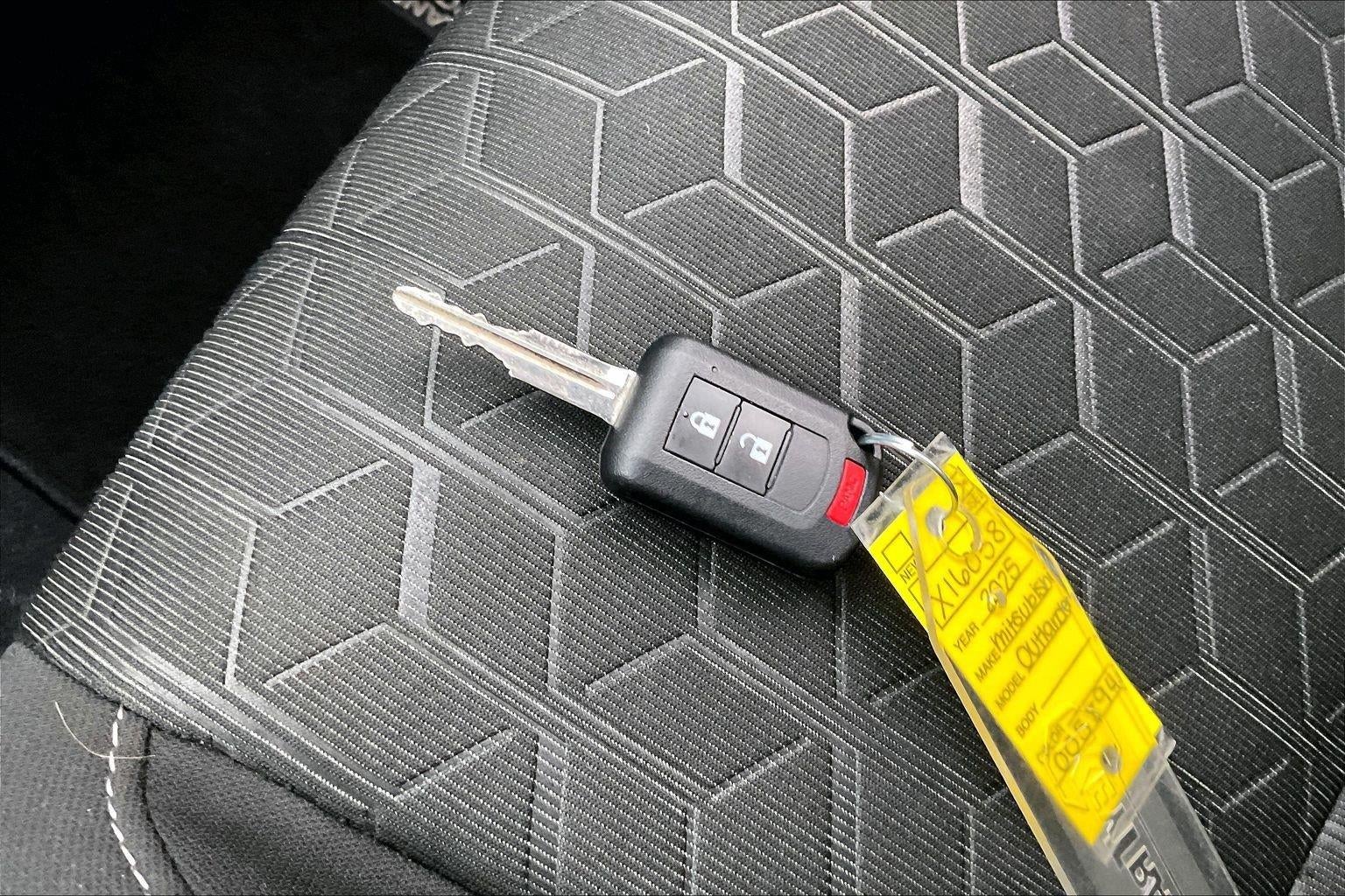 2025 Mitsubishi Outlander Sport S