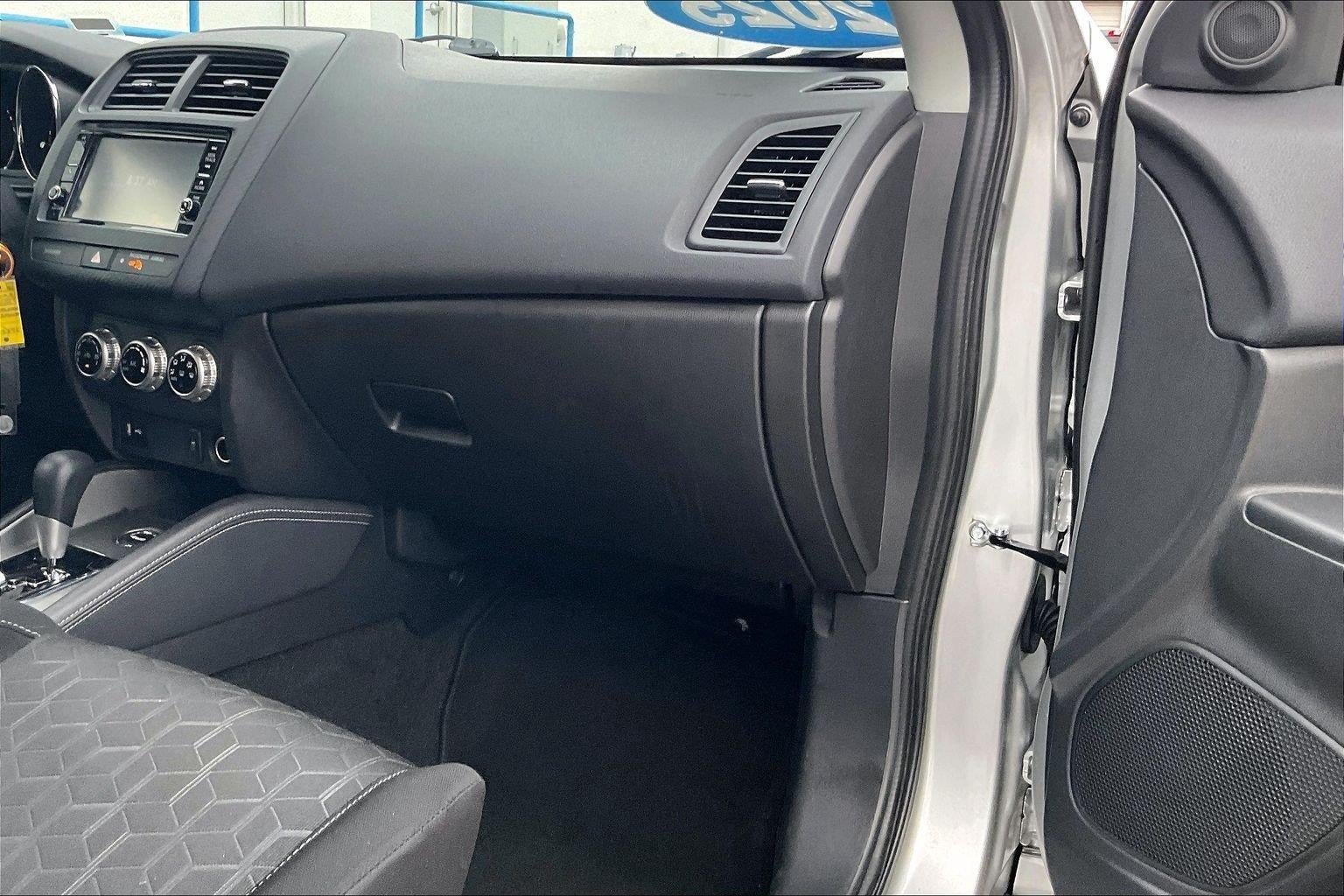 2025 Mitsubishi Outlander Sport S