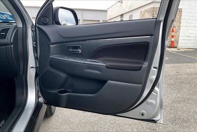 2025 Mitsubishi Outlander Sport S