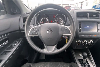 2025 Mitsubishi Outlander Sport S