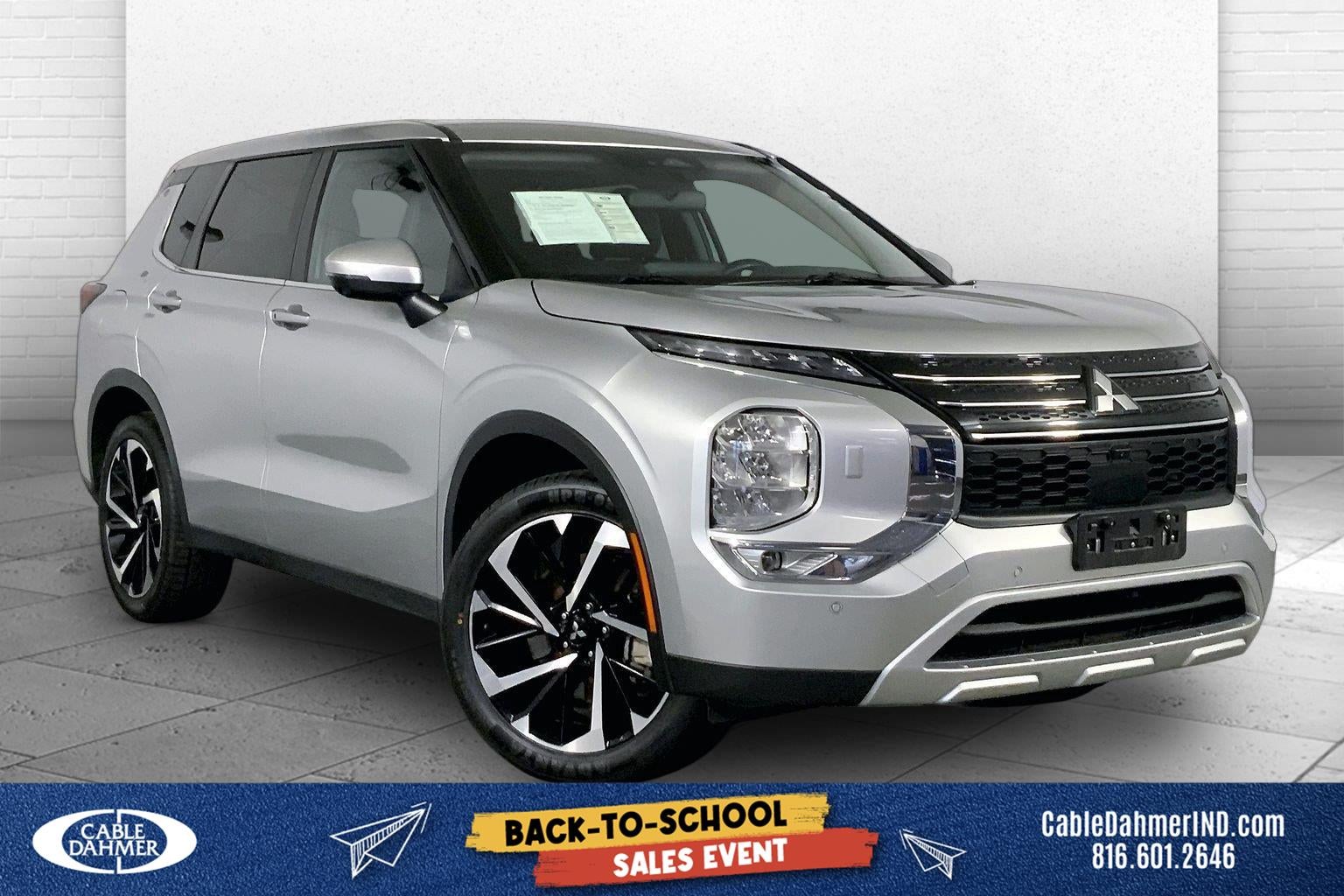2024 Mitsubishi Outlander SE