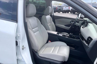 2024 Nissan Rogue SL