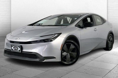 2024 Toyota Prius LE
