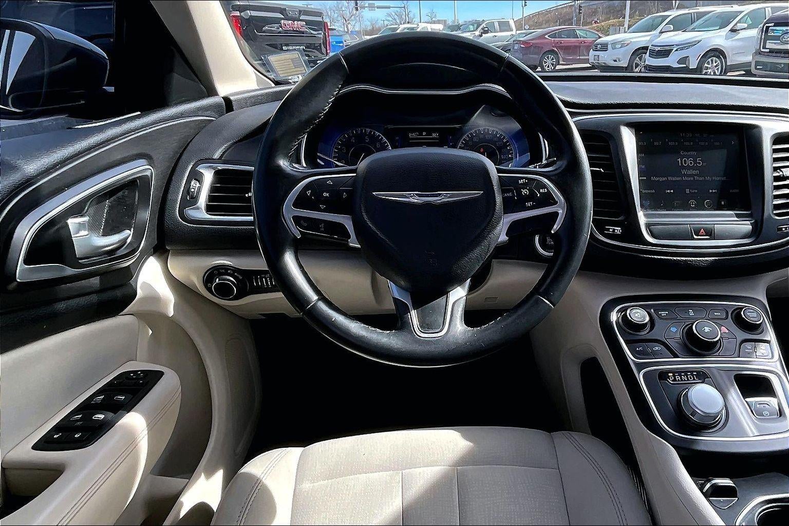 2016 Chrysler 200 Limited