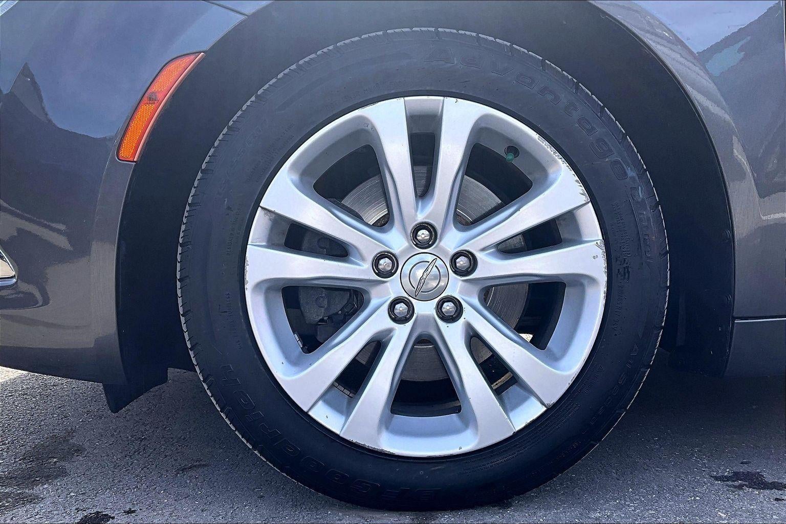 2016 Chrysler 200 Limited