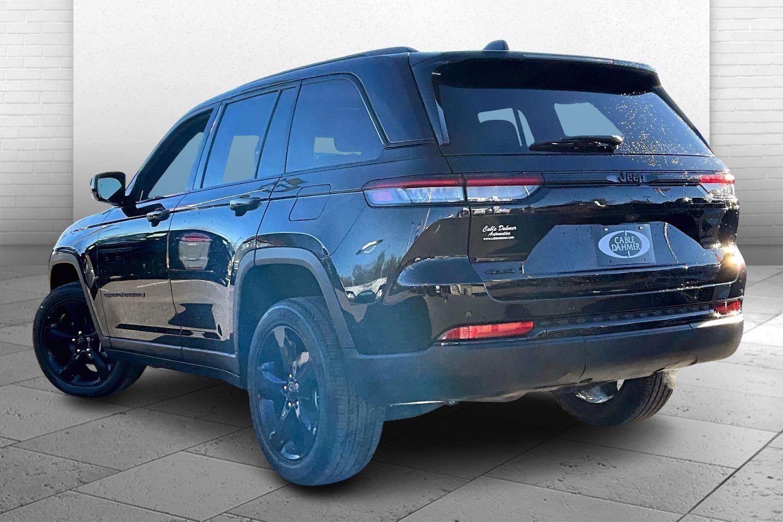 2023 Jeep Grand Cherokee Altitude