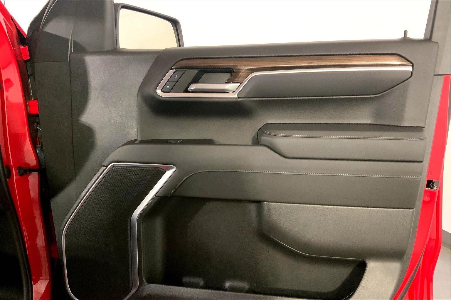 2022 Chevrolet Silverado 1500 LT (2FL)