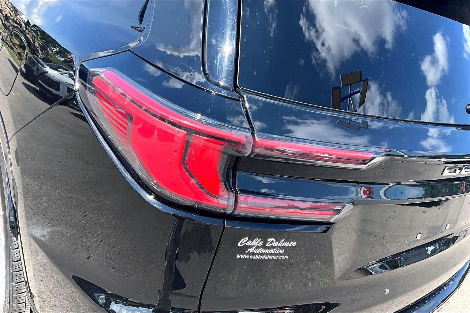 2024 GMC Acadia Denali