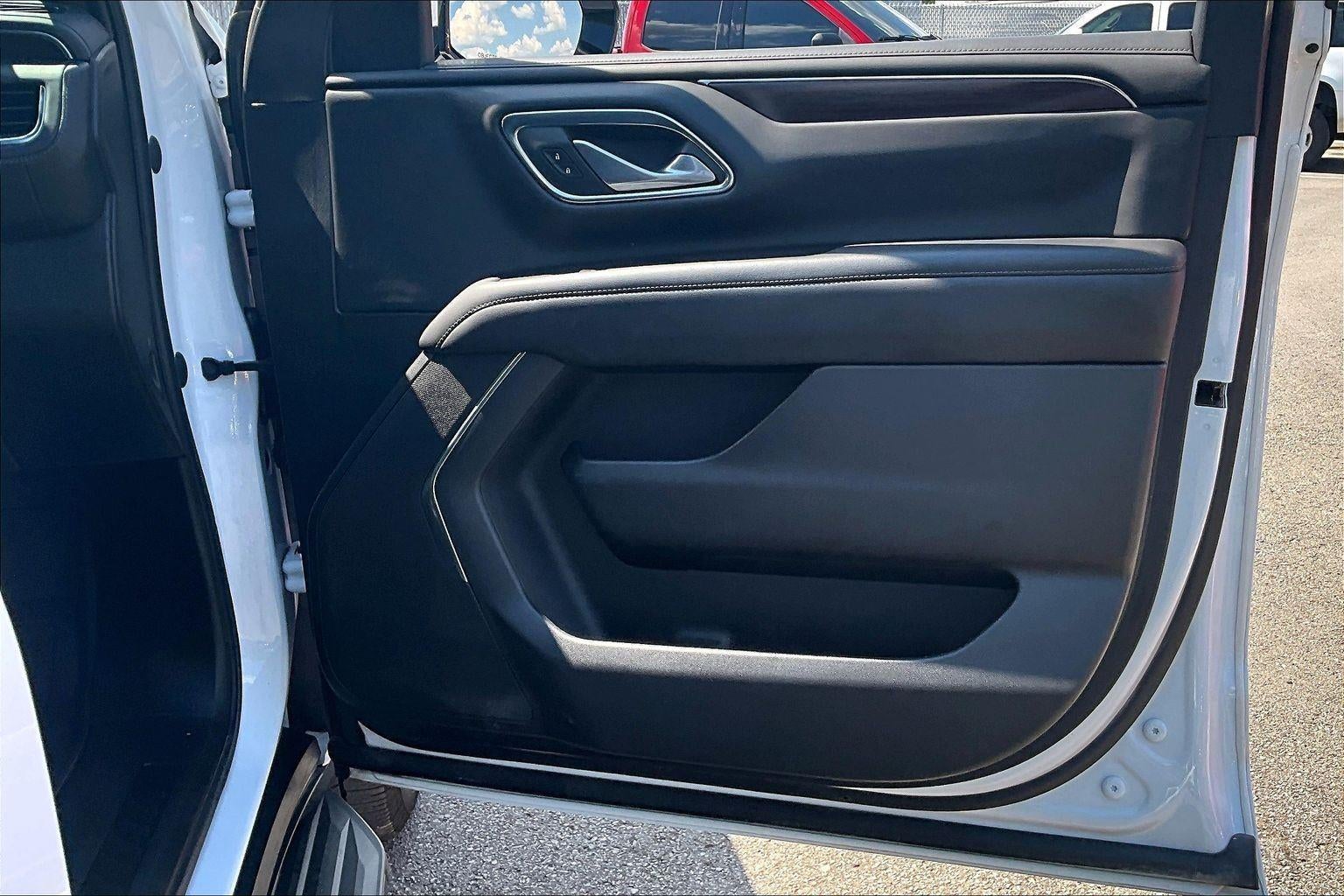 2023 GMC Yukon SLE