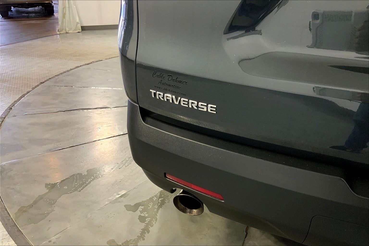 2020 Chevrolet Traverse LT Cloth