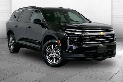 2024 Chevrolet Traverse LT