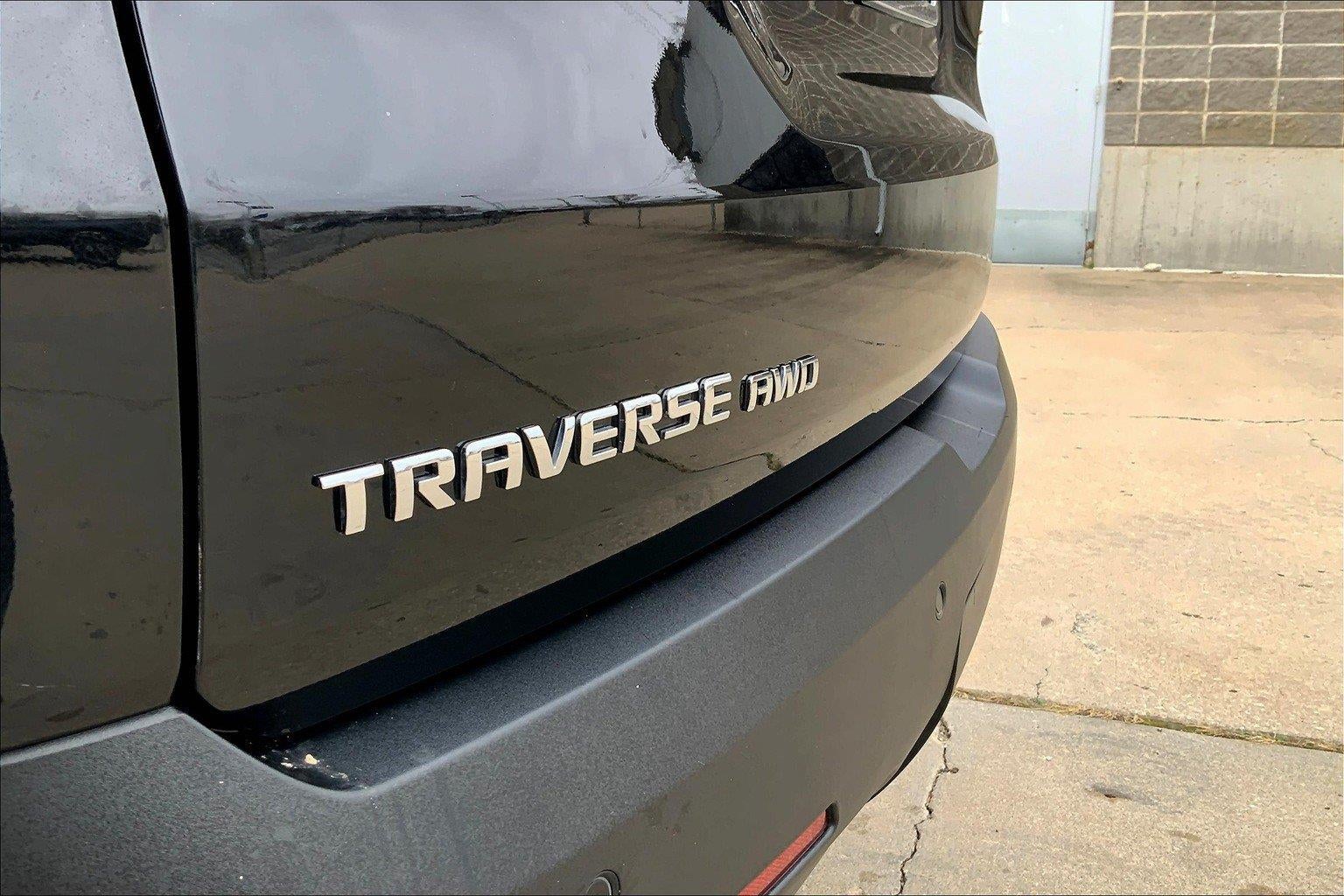 2020 Chevrolet Traverse LT Leather