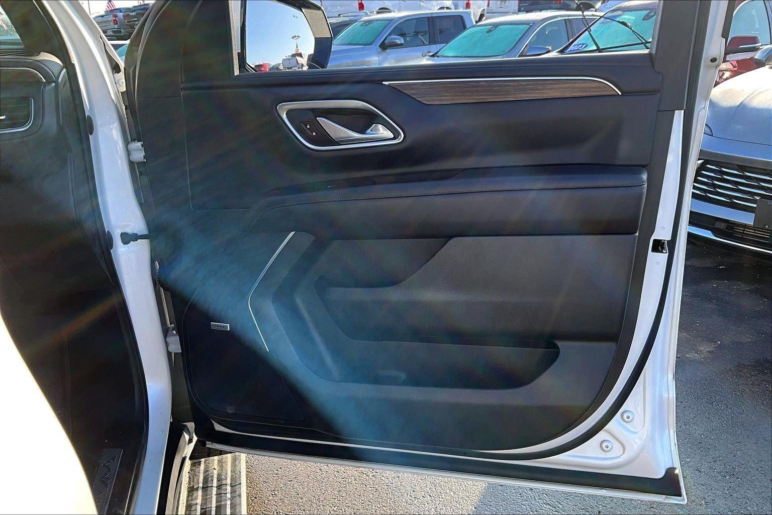 2021 Chevrolet Suburban High Country