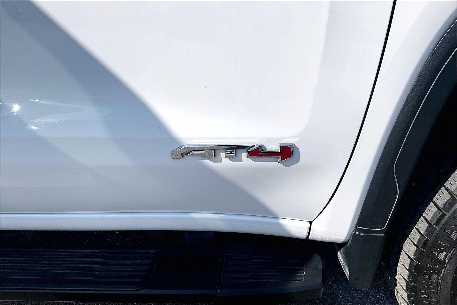 2022 GMC Sierra 1500 AT4