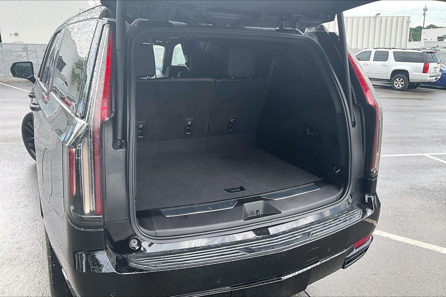 2021 Cadillac Escalade ESV Sport