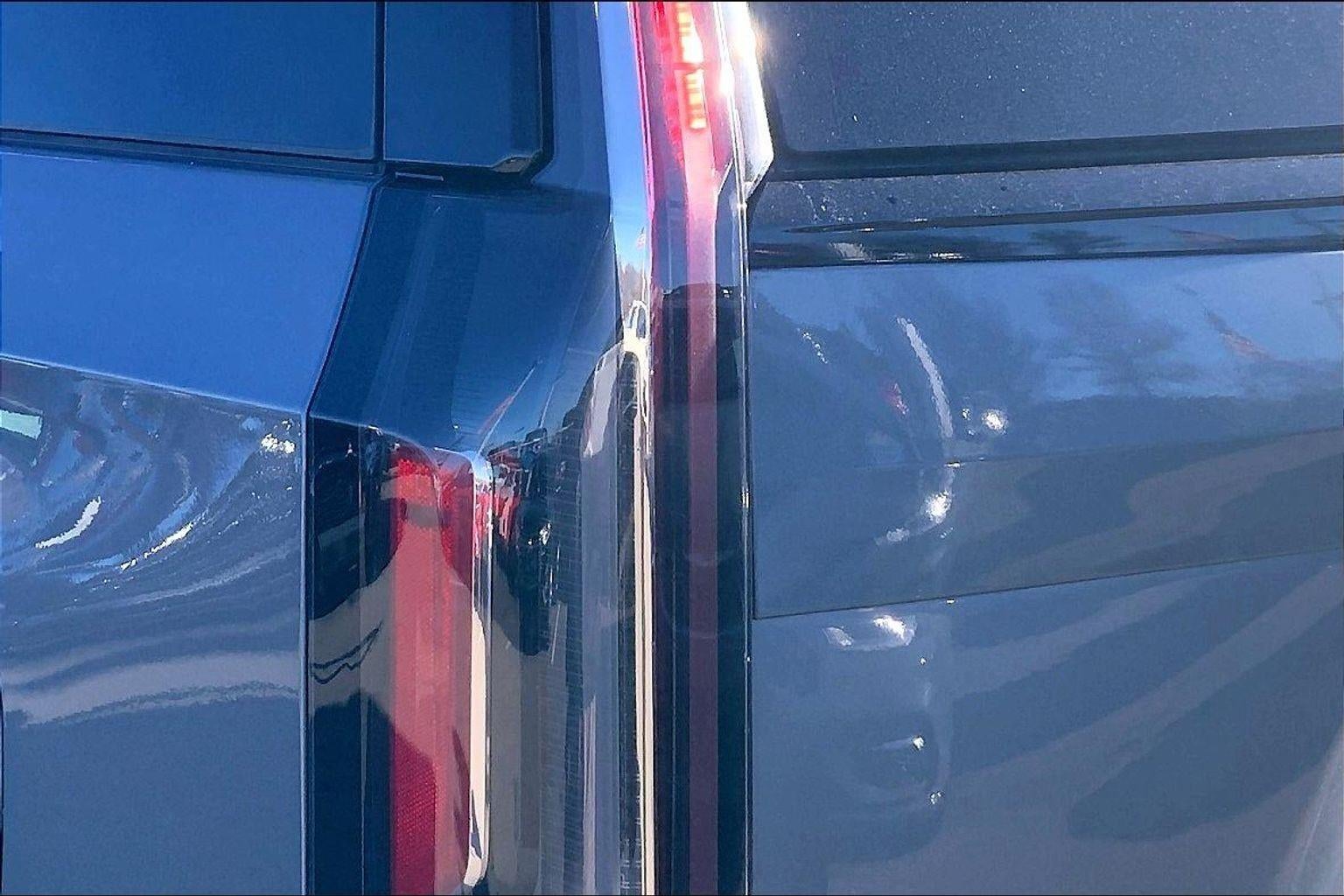 2021 Cadillac Escalade ESV Sport Platinum