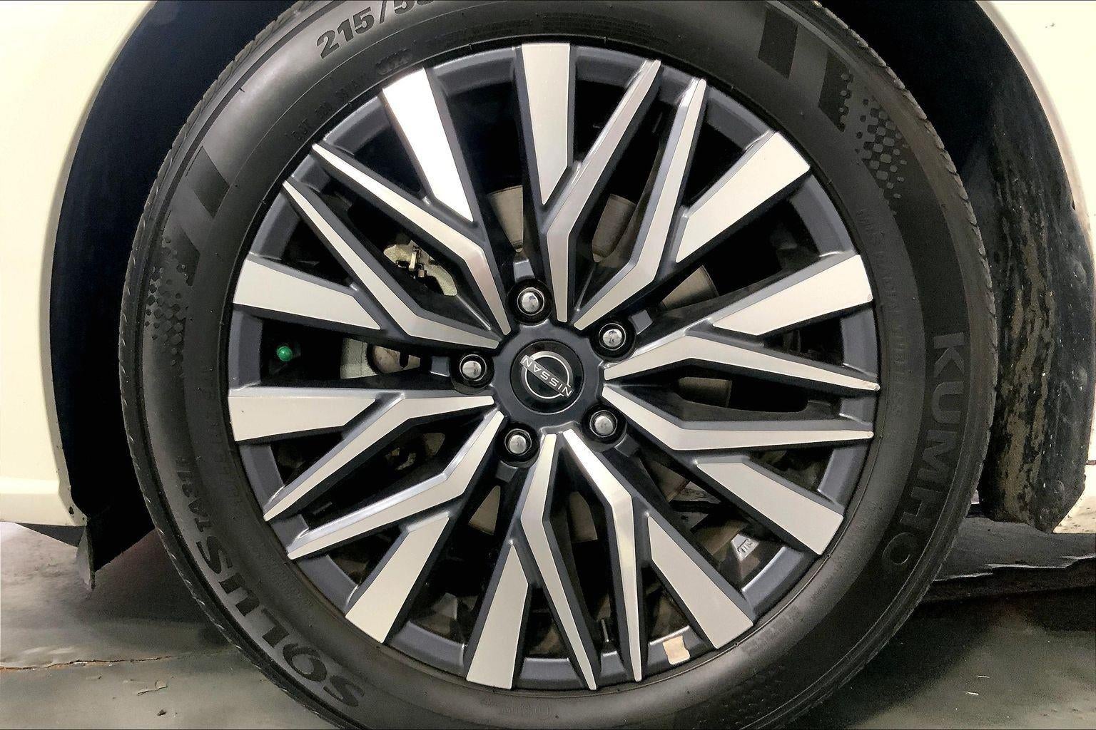 2025 Nissan Altima SV