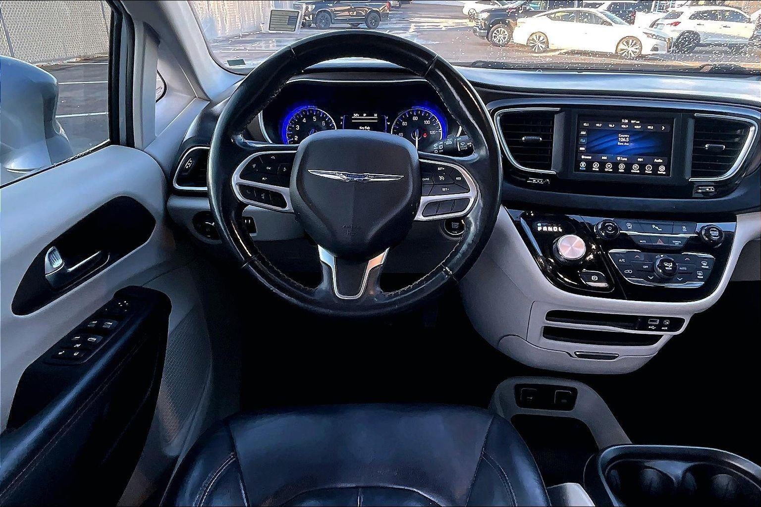 2019 Chrysler Pacifica Touring L