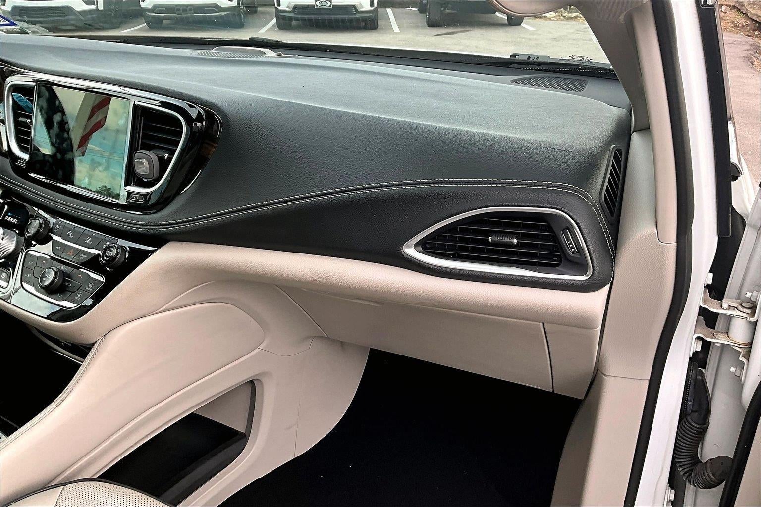 2021 Chrysler Pacifica Hybrid Limited
