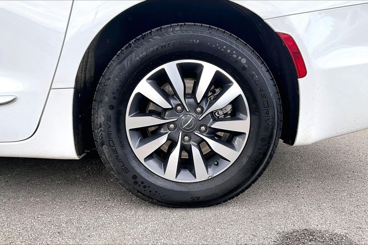 2021 Chrysler Pacifica Hybrid Limited