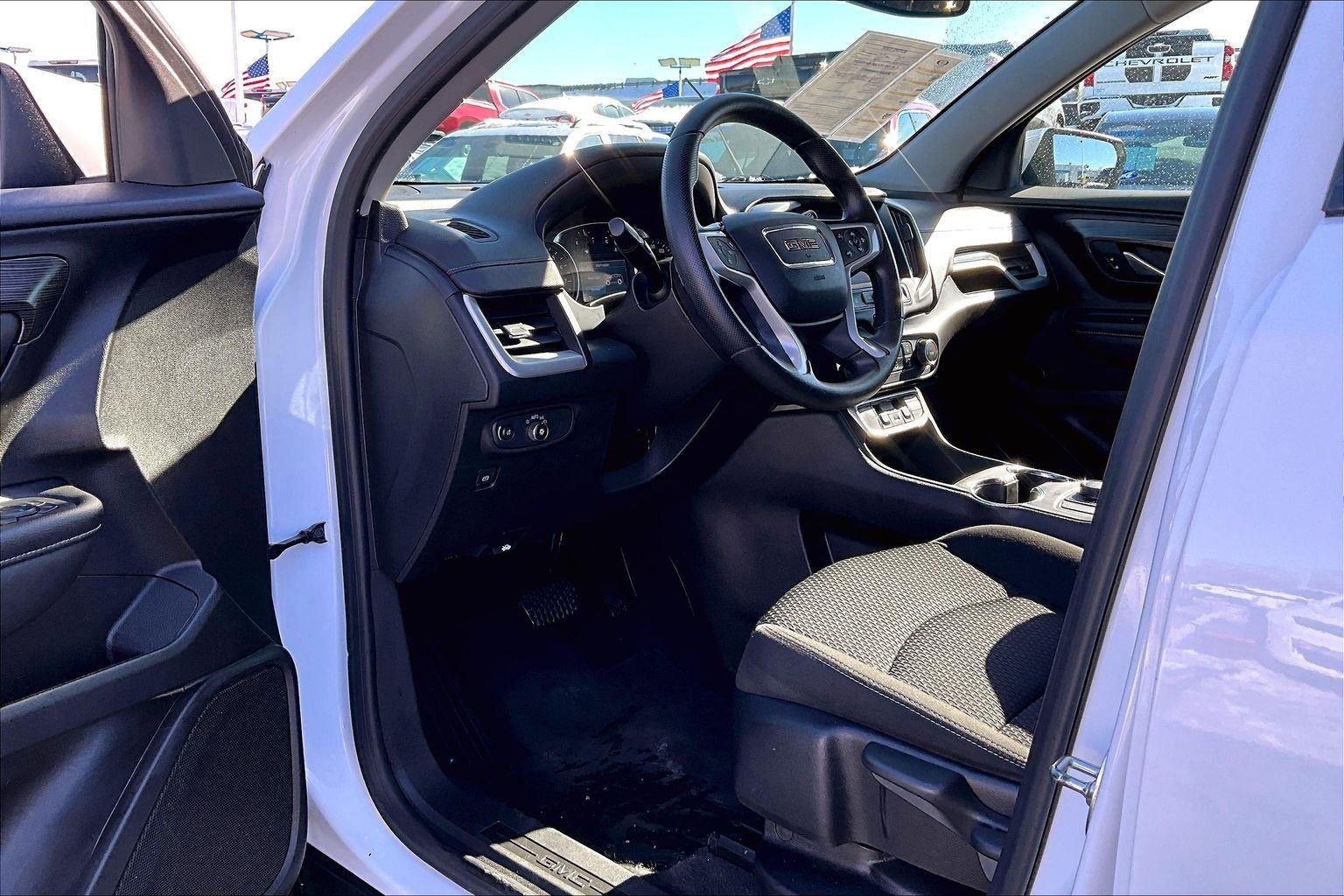 2024 GMC Terrain SLE