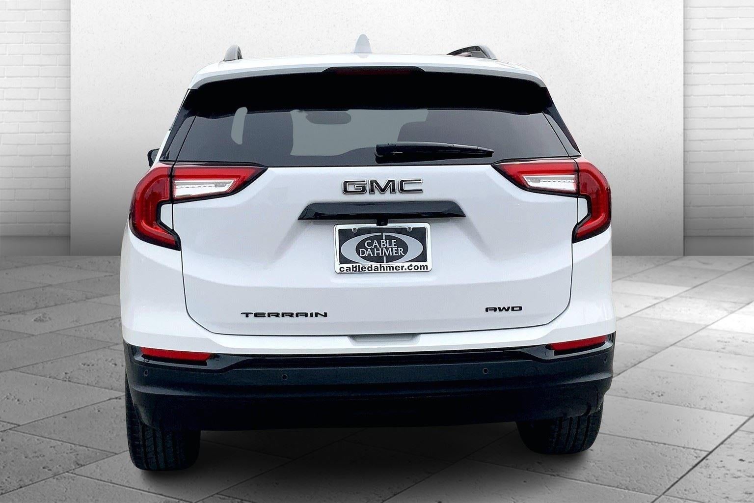 2022 GMC Terrain SLE