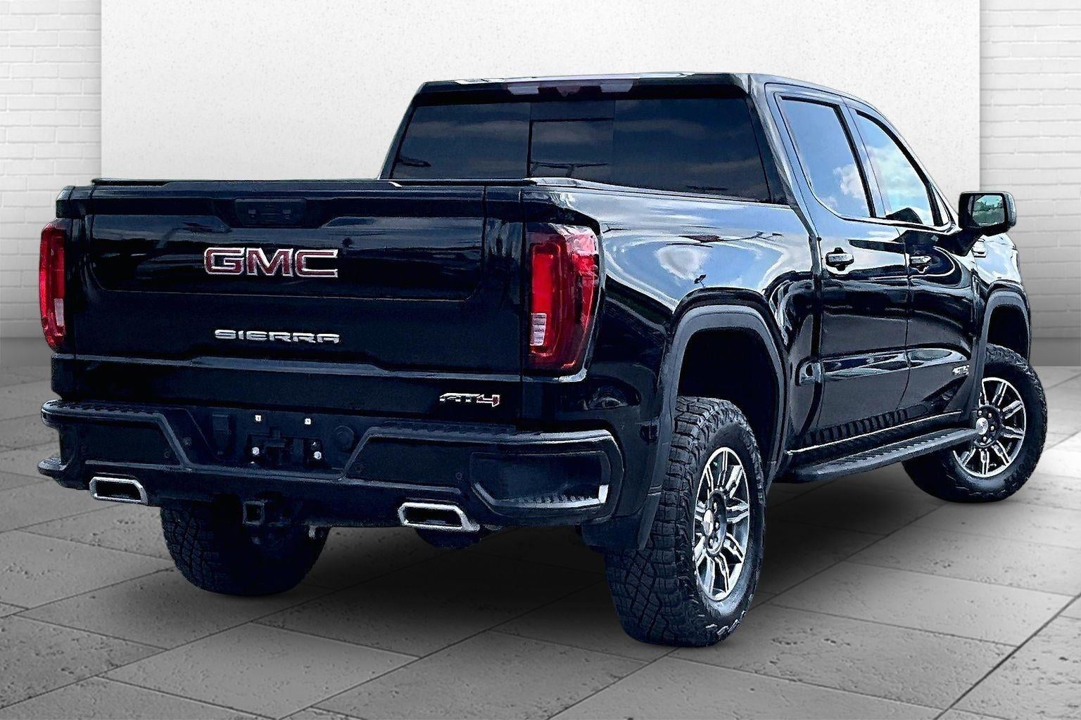 2024 GMC Sierra 1500 AT4