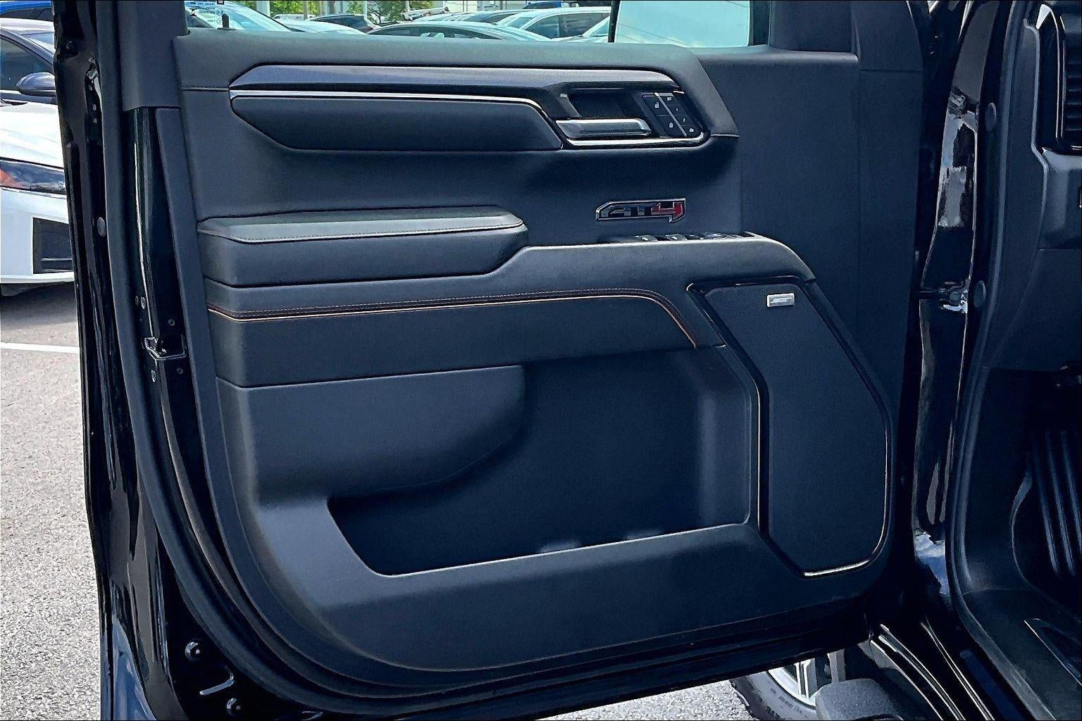 2024 GMC Sierra 1500 AT4