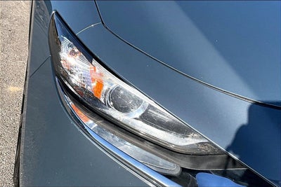 2024 Mazda Mazda3 Sedan 2.5 S Carbon Edition