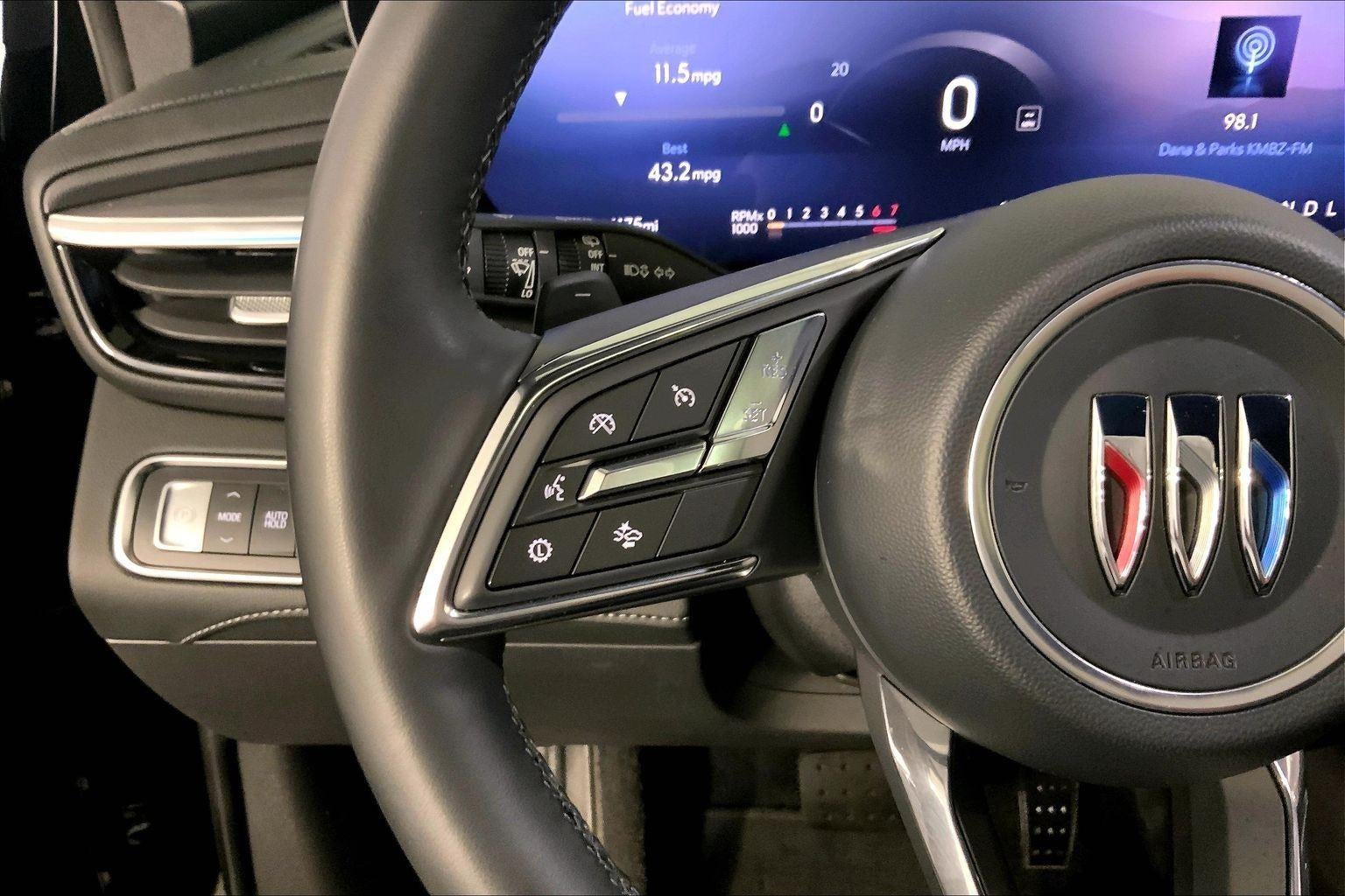 2025 Buick Enclave Preferred
