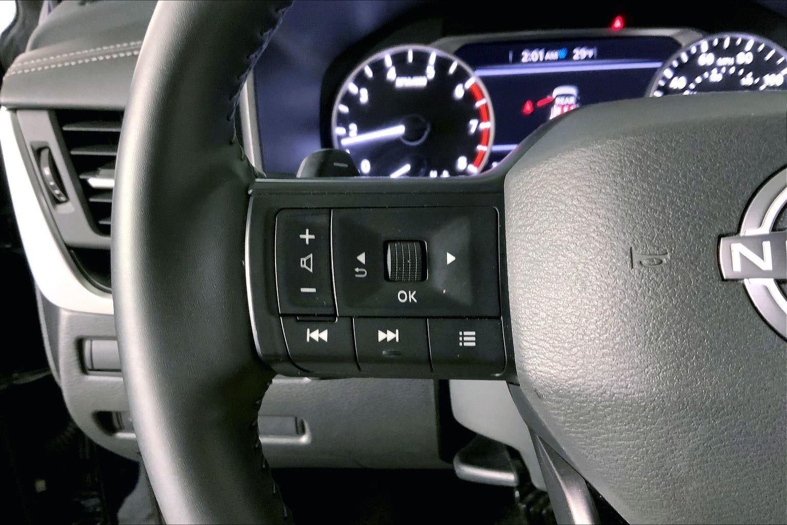 2025 Nissan Rogue SV