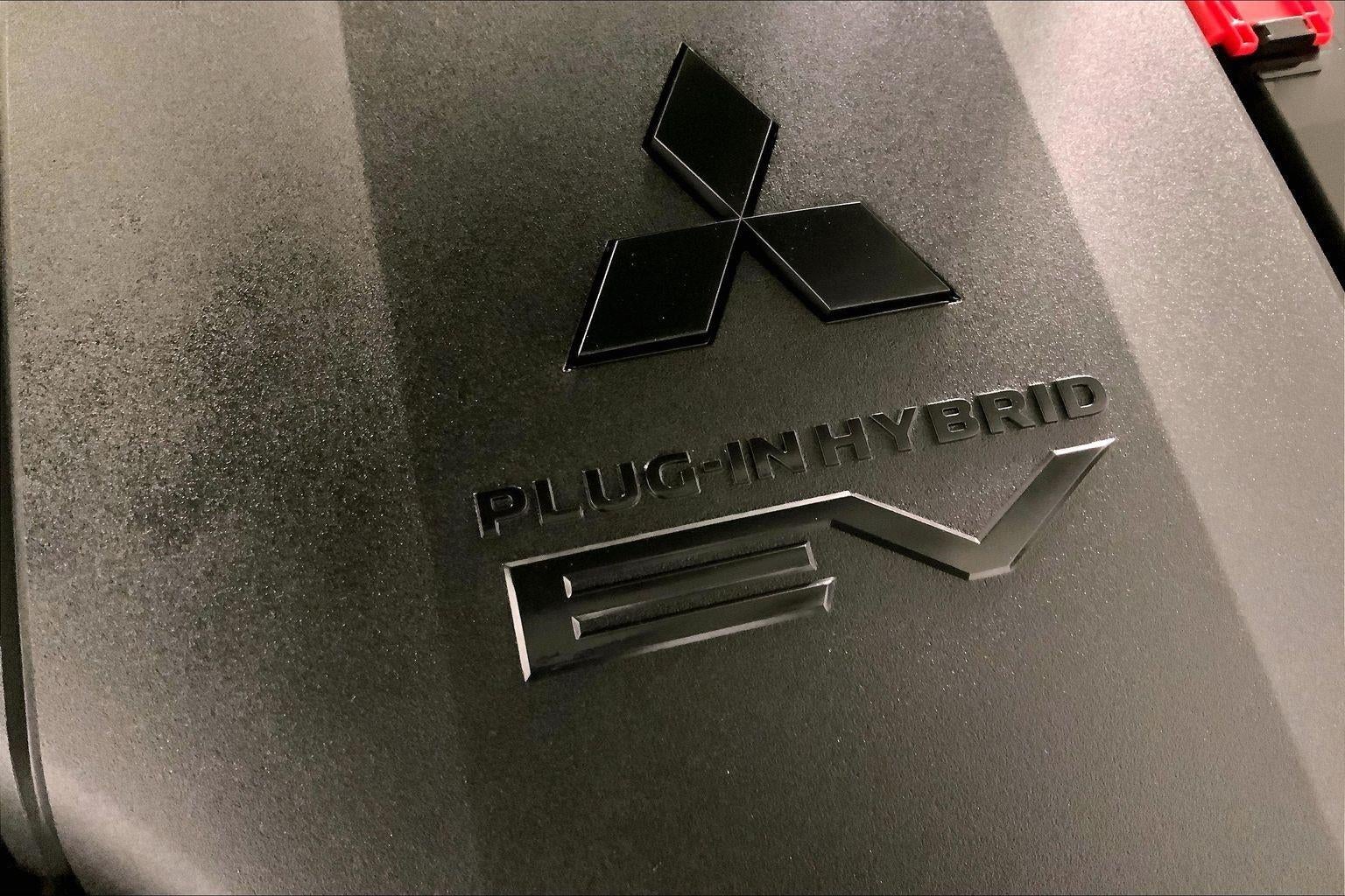 2024 Mitsubishi Outlander Plug-In Hybrid SE