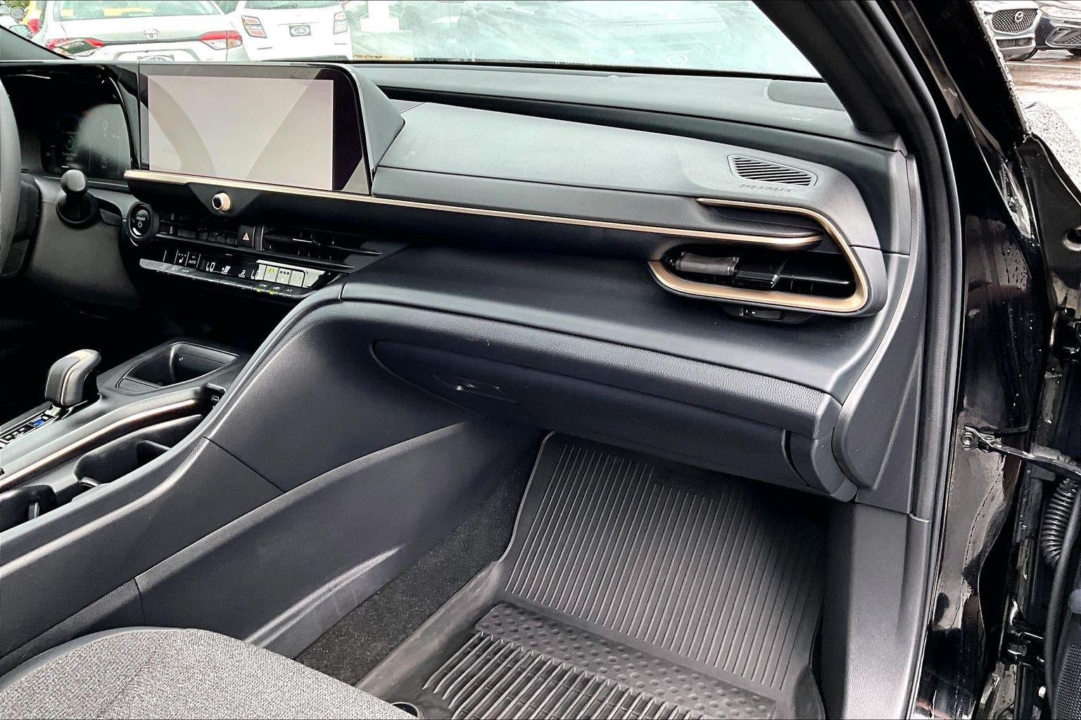 2023 Toyota Crown XLE
