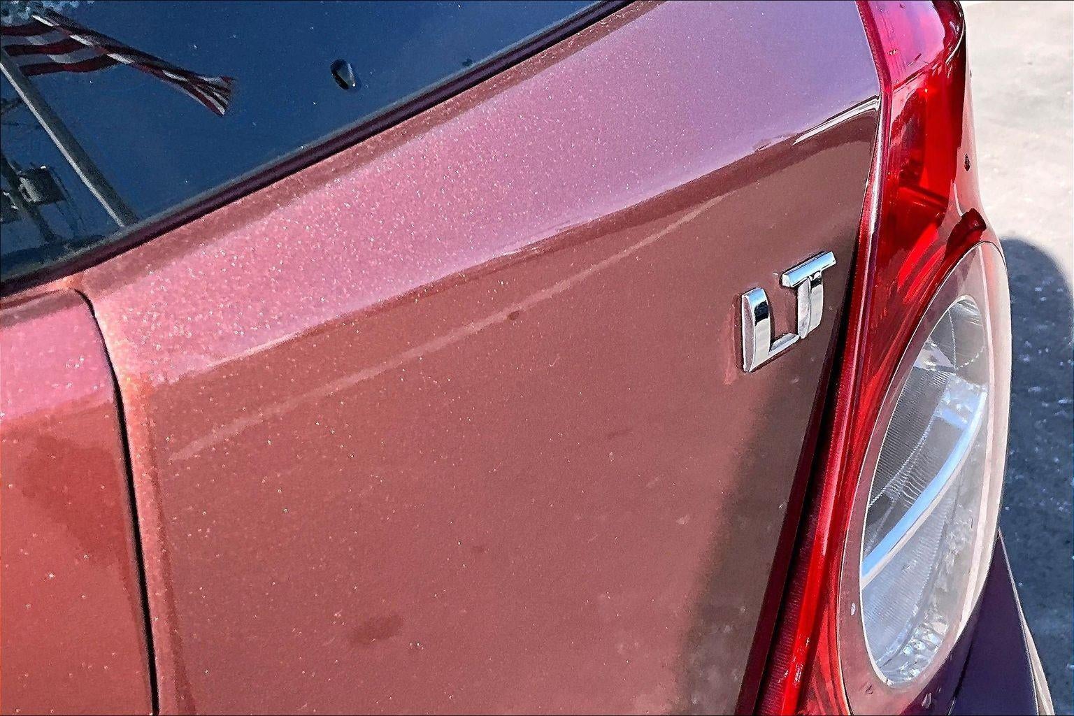 2011 Chevrolet Aveo LT w/1LT