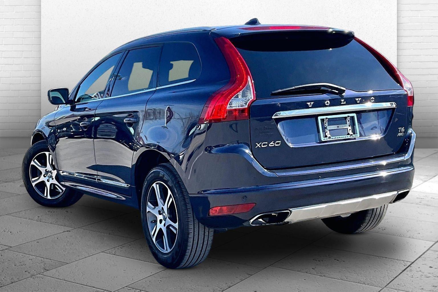 2015 Volvo XC60 T6 Platinum