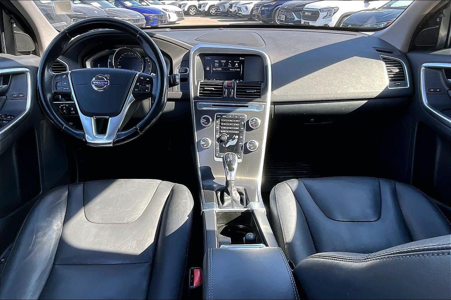 2015 Volvo XC60 T6 Platinum