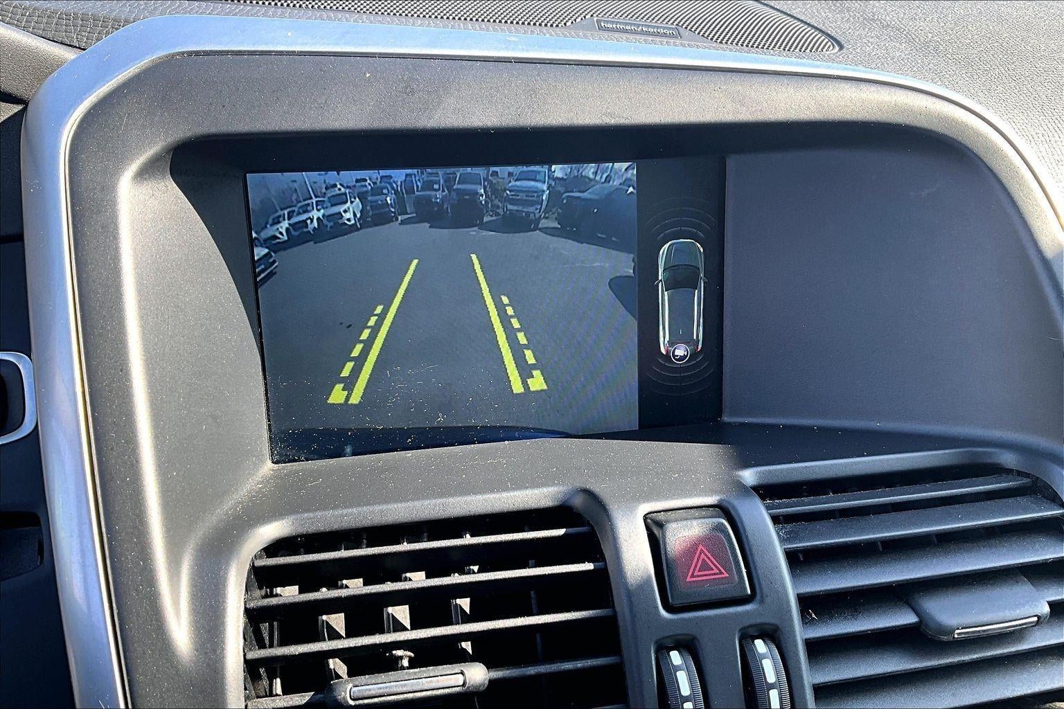 2015 Volvo XC60 T6 Platinum