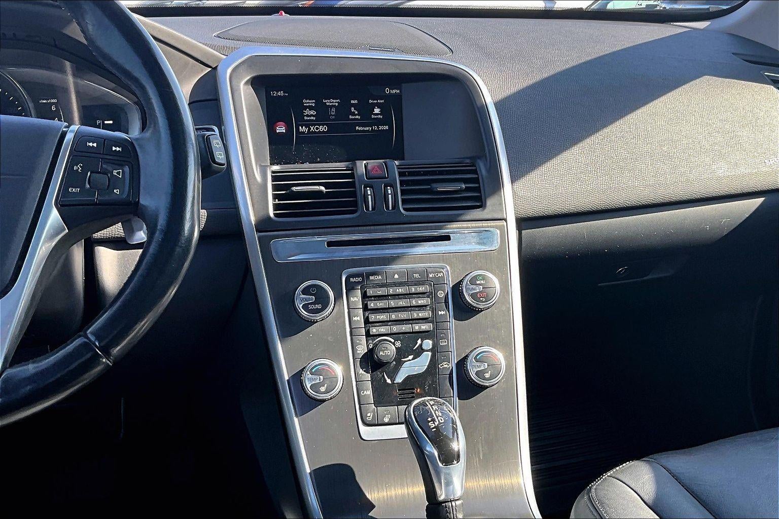 2015 Volvo XC60 T6 Platinum