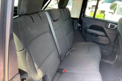 2023 Jeep Wrangler 4-Door Sahara 4x4