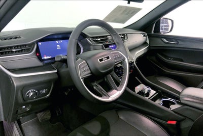 2025 Jeep Grand Cherokee Altitude 4x4