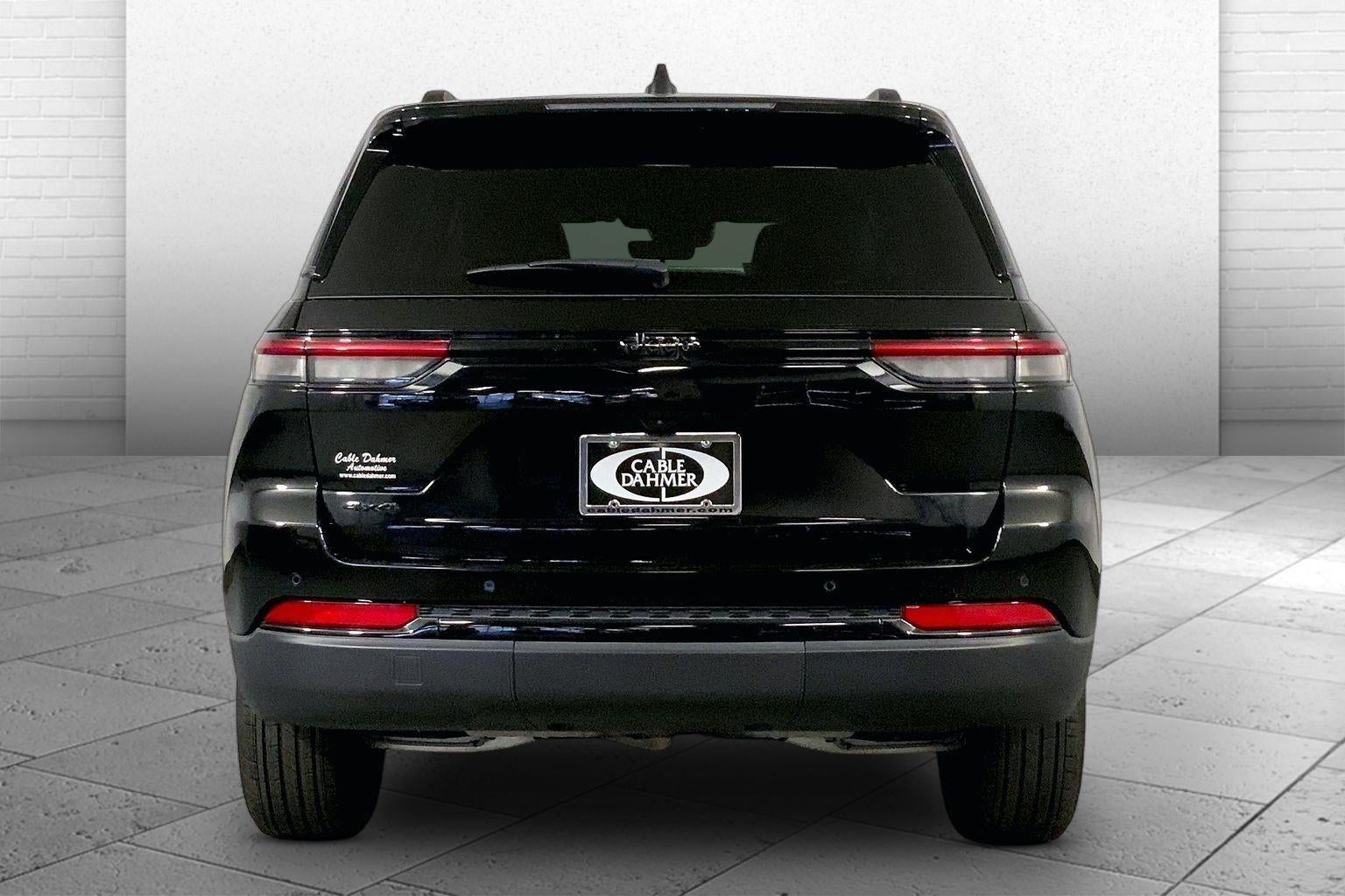 2025 Jeep Grand Cherokee Altitude 4x4