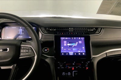 2025 Jeep Grand Cherokee Altitude 4x4