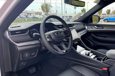 2025 Jeep Grand Cherokee Overland 4x4