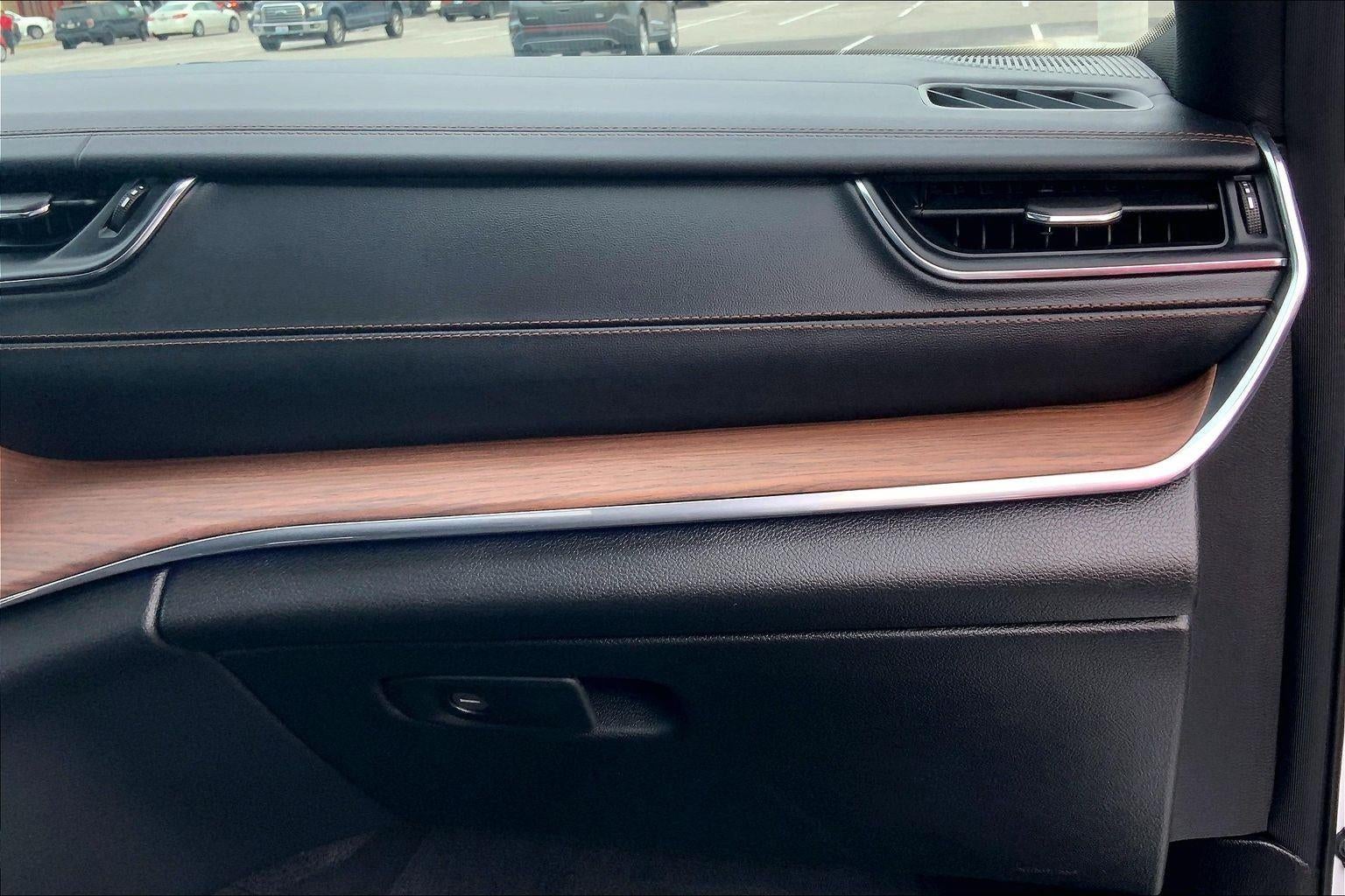 2025 Jeep Grand Cherokee L Summit 4x4