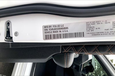 2025 Jeep Grand Cherokee L Summit 4x4