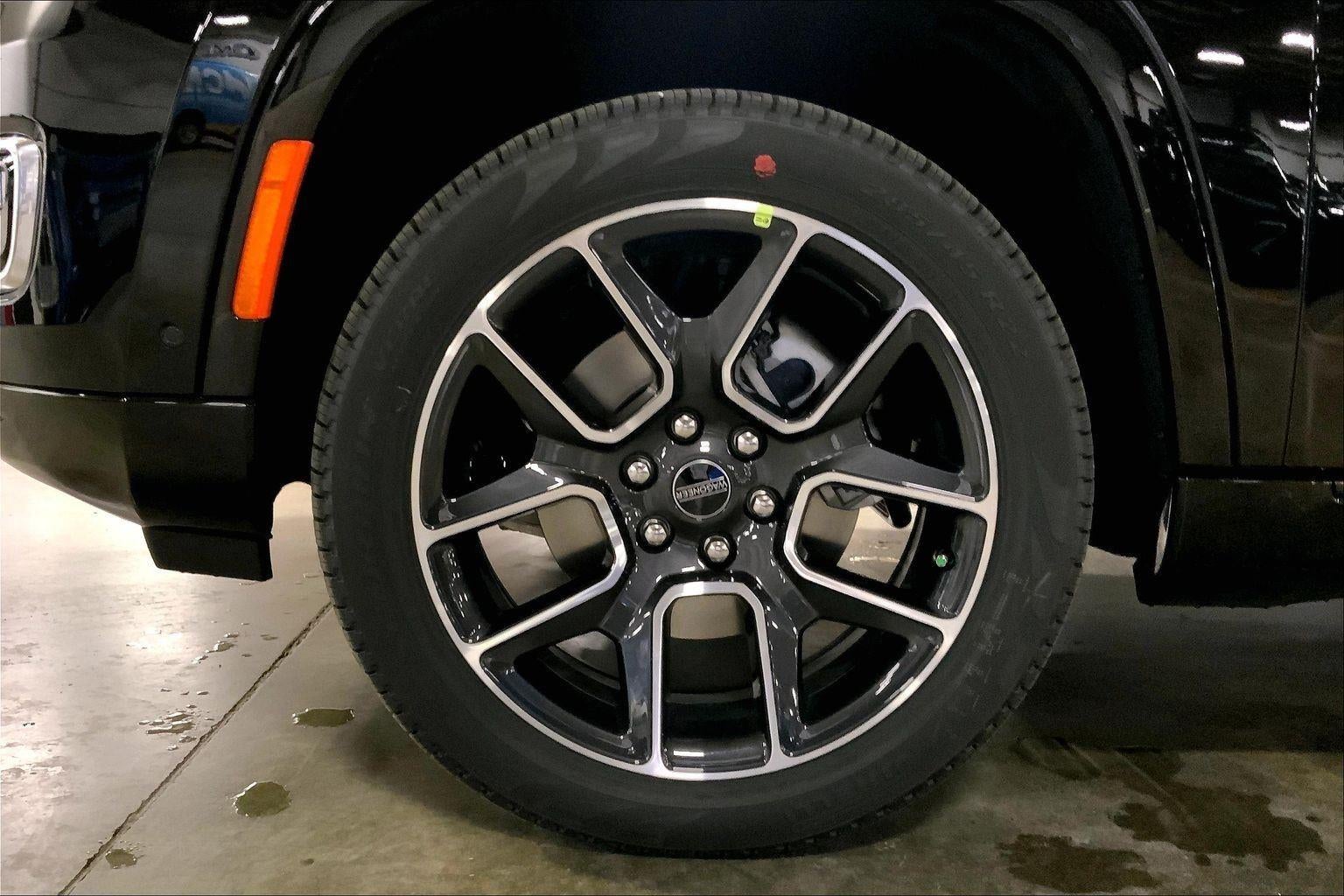 2025 Jeep Wagoneer L Series III Super